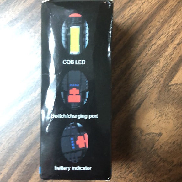 USB charge flashlight. NIB. 5.5 inches. Water resistant. Battery indicator - Picture 3 of 4